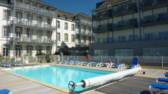 Studio Duplex Dans Residence De Standing Avec Piscine, Vue Sur Mer Le Croisic Exterior foto